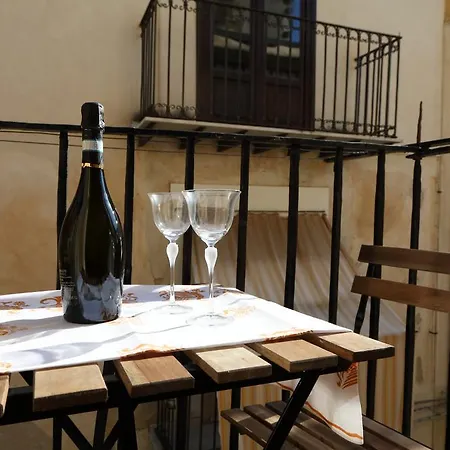 Aurea Art Bed & Breakfast Cefalù